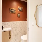 דירה L10 Staywiz Us - Clemenceau Central, Next Train Station