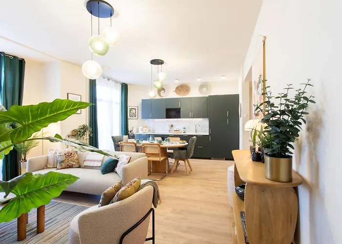 Apartmán L10 Staywiz Us - Clemenceau Central, Next Train Station *