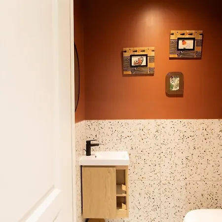 Apartamento L10 Staywiz Us - Clemenceau Central, Next Train Station *