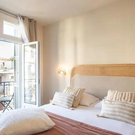 L10 Staywiz Us - Clemenceau Central, Next Train Station Nice
